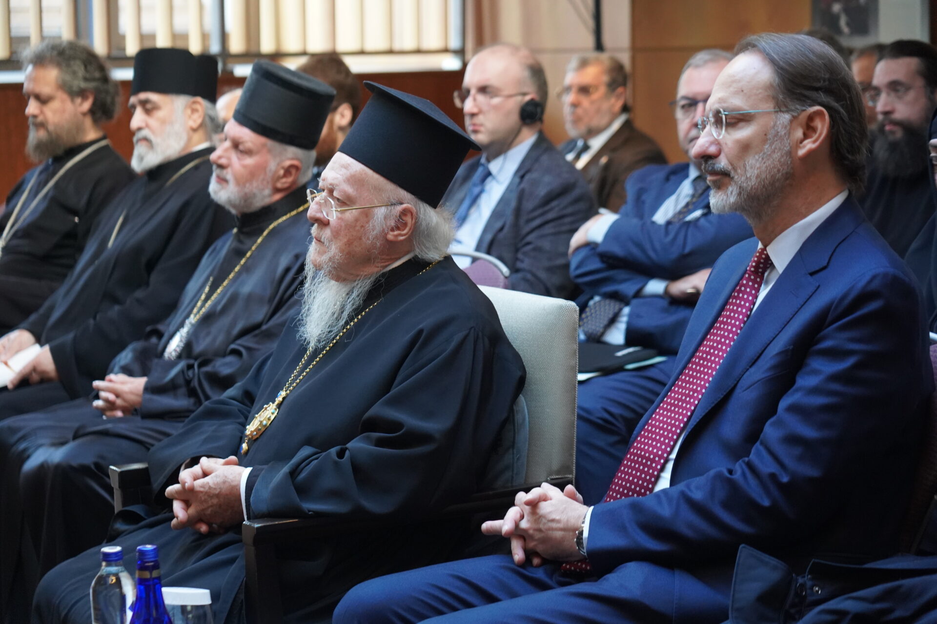 Η ομιλία του Οικουμενικού Πατριάρχου στο Συνέδριο για τον Περγάμου Ιωάννη Η ομιλία του Οικουμενικού Πατριάρχου στο Συνέδριο για τον Περγάμου Ιωάννη - Θεολογική Παρακαταθήκη και Οικουμενική Προοπτική: Συνέδριον εις μνήμην του Μητροπολίτου Περγάμου Ιωάννου Δ. Ζηζιούλα